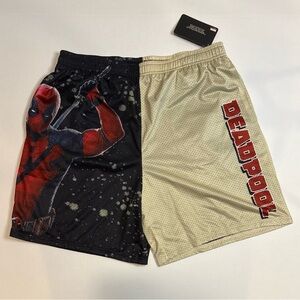 Marvel Deadpool & Wolverine Graphic Men's Shorts size Large -‎ Black and Tan